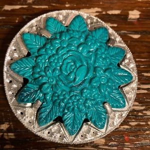 Vintage turquoise colored brooch